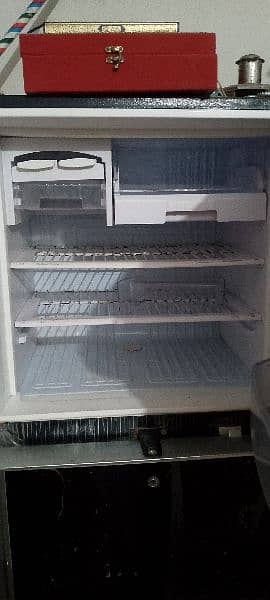 Fridge For Sale 45K 4