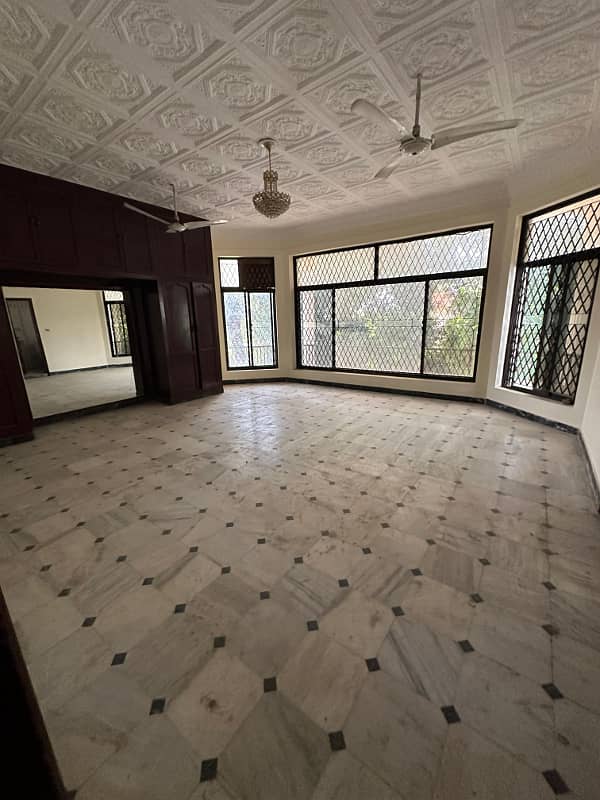 Spacious 2 kanal triple story house for rent 26