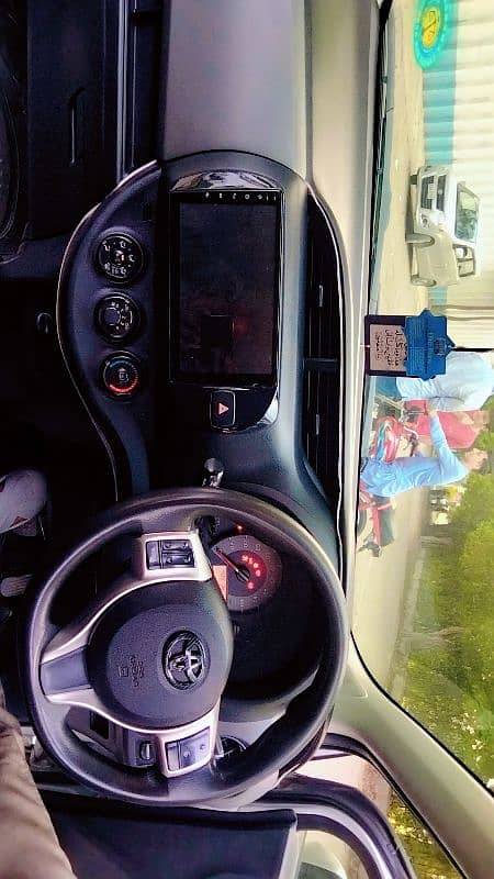 Toyota Vitz 2018 7