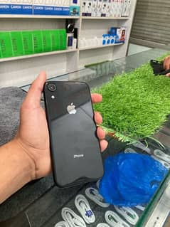 iPhoneXR 64GB Mint Condition 0