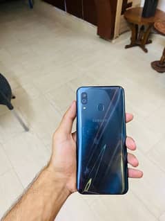 samsung A30