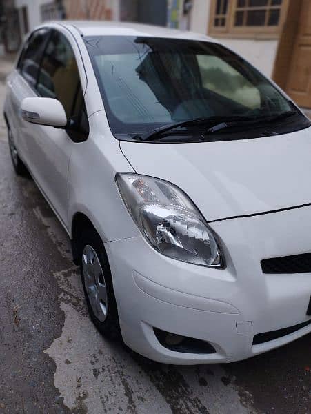 Toyota Vitz 2008/12 Sindh Registered 1