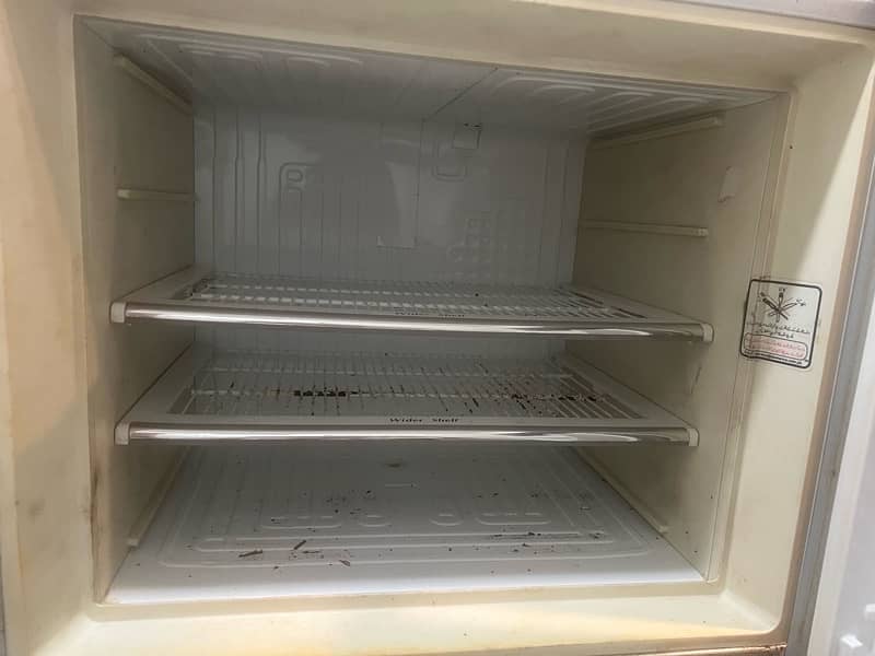 refrigerator 3