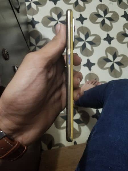 Oppo f19s 16,256 non PTA 1