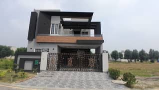 BRAND NEW HOUSE 8 MARLA CHEAPEST PRICE AVAILABLE FOR SALE IN BAHRIA ORCHARD