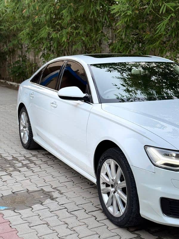 Audi A6 2015 1