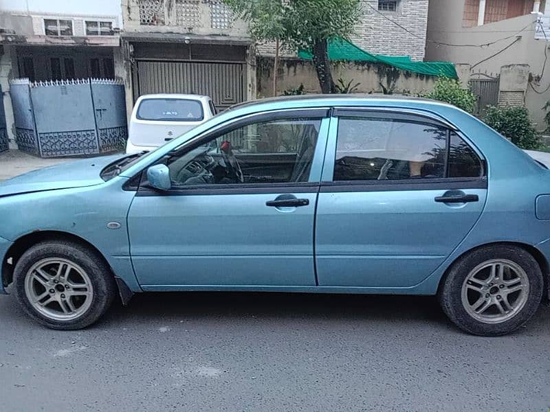 Mitsubishi Lancer 2005 10