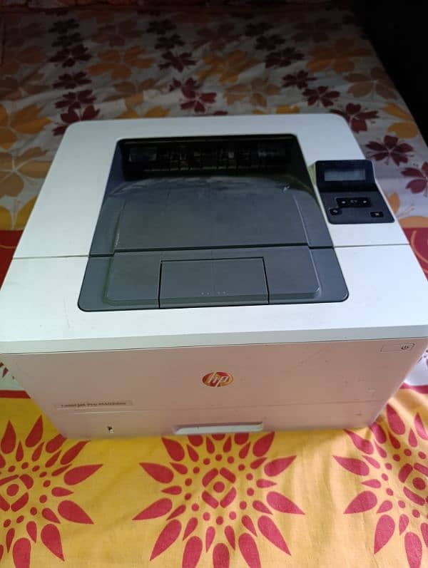 LaserJet pro m402dne 4