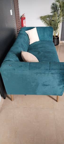 good condition sofas 2