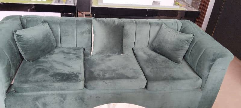 good condition sofas 5