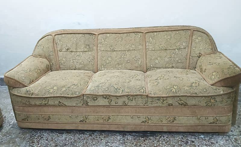 5 Seater sofa set in Good condition 0