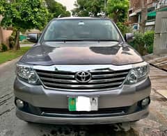 Toyota Fortuner 2013