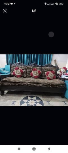 Talli wood 5 seater sofa set v Strong in Excellent condition