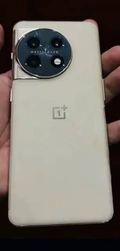 one plus 11 5g mobile with original charger