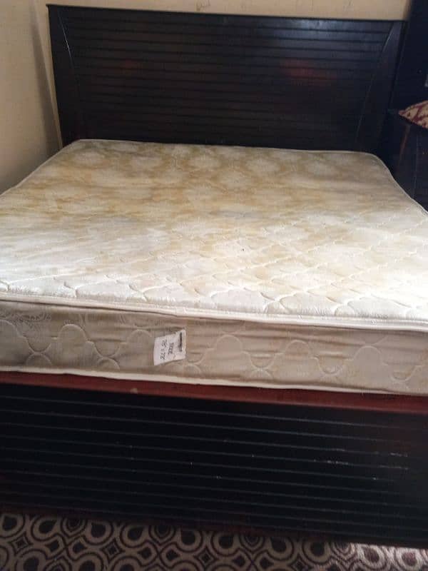 Bed, sofa Set, dressing table and 01 side table for sale 2