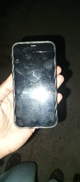 iphone 11 64gb urgent sale 7