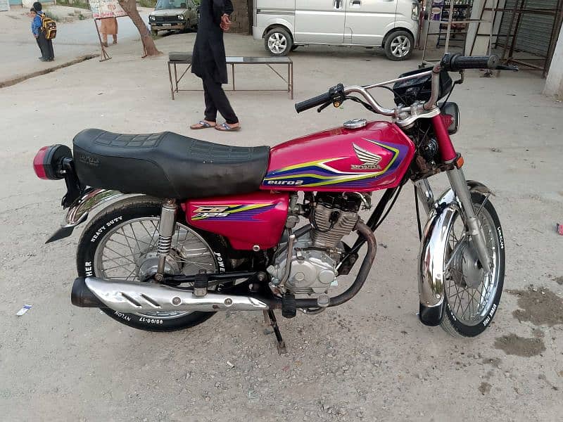 new condition bike Honda 125 2016/17 model number Lahore 1