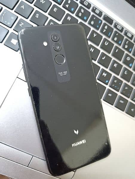 Huawei Mate 20 Lite. 1