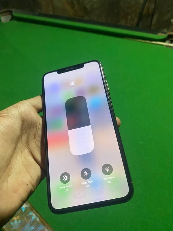 I phone xs max sale need for money 6