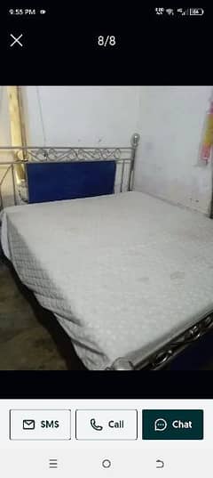 iron bed whit mattress