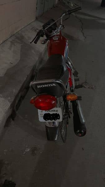 Honda CG125 Red color 2022 model lush condition 3