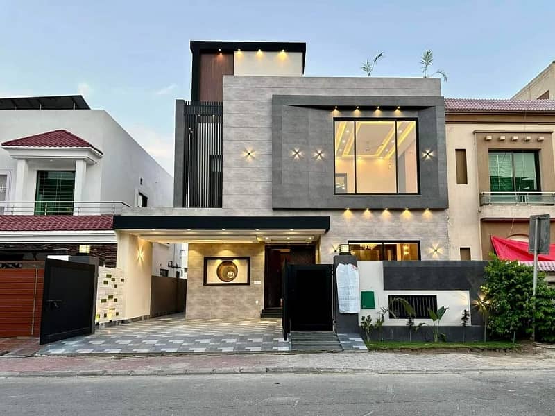 10 Marla Designer Lush Condition House Available For Rent Bahria town phase 8 Rawalpindi 0