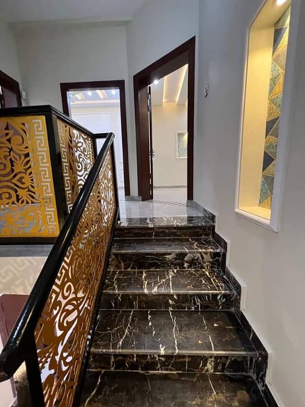 10 Marla Designer Lush Condition House Available For Rent Bahria town phase 8 Rawalpindi 7