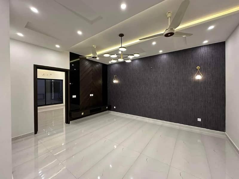 10 Marla Designer Lush Condition House Available For Rent Bahria town phase 8 Rawalpindi 15