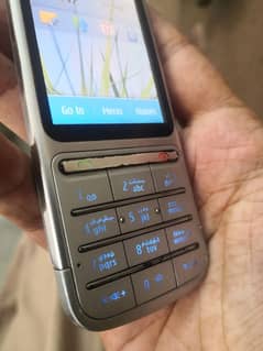 Nokia C3-01 Touch&Type