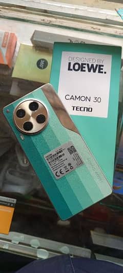 Tecno camon 30