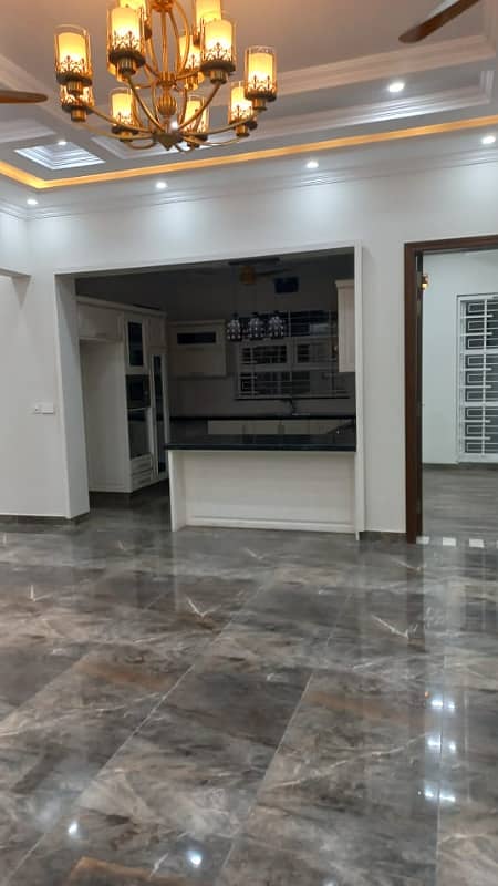 BRAND NEW 1 KANAL HOUSE FOR RENT IN BAHRIA TOWN LAHORE 1