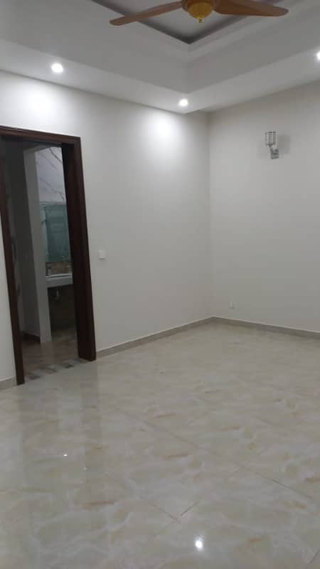 BRAND NEW 1 KANAL HOUSE FOR RENT IN BAHRIA TOWN LAHORE 8