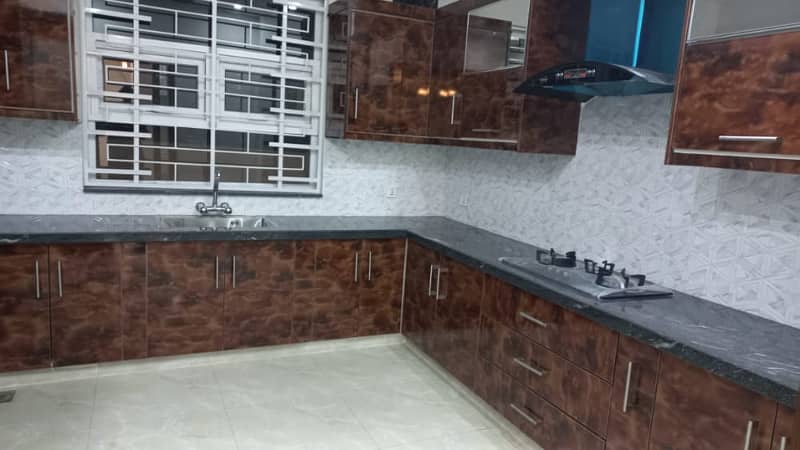 BRAND NEW 1 KANAL HOUSE FOR RENT IN BAHRIA TOWN LAHORE 14