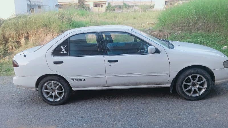 Nissan Sunny 1998 3