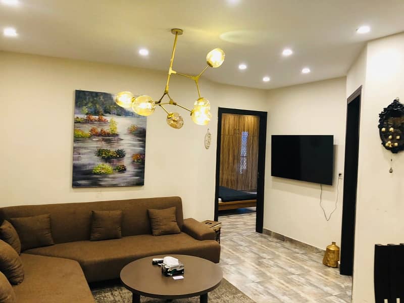 TWO BED ROOMS LUXURY FURNISHED APPARTMENT AVAILABLE FOR RENT IN BAHRIA TOWN PHASE 7 RAWALPINDI 10