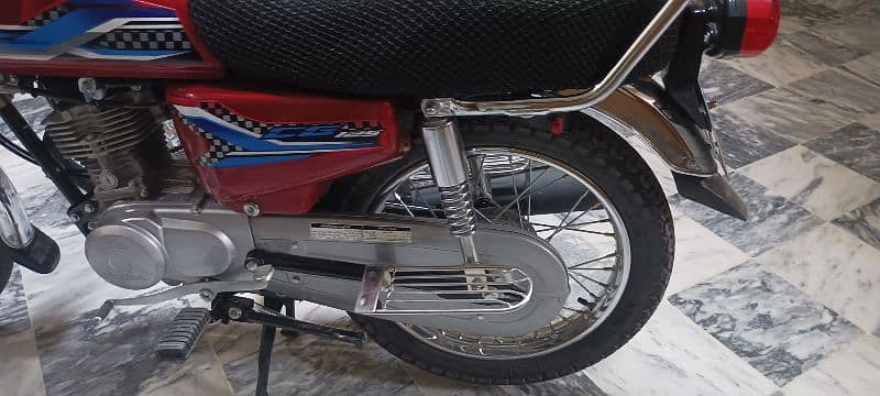 HONDA 125 24 MODEL VIP number 2