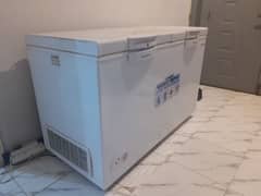 Wave freezer Available for sale Just like brand New only 10 month use