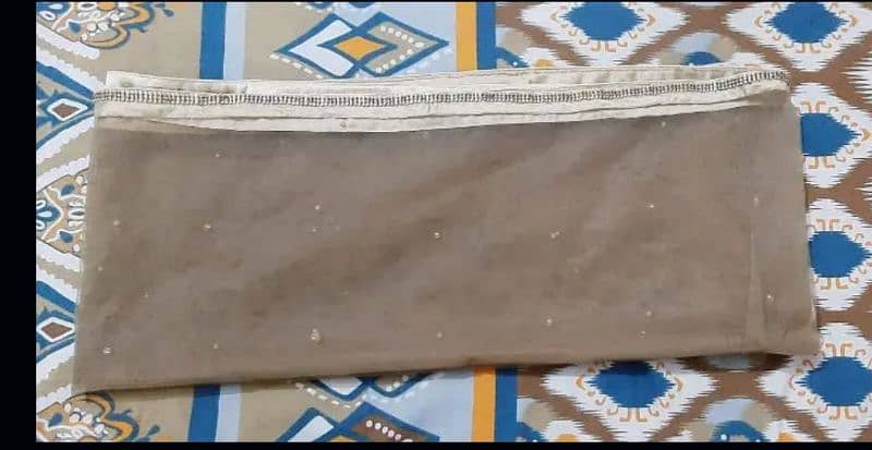 Medium size 36 inch froak 40 inch sharara bilkul new h 1