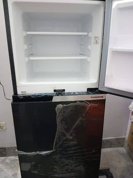 neat and clean fridge 9