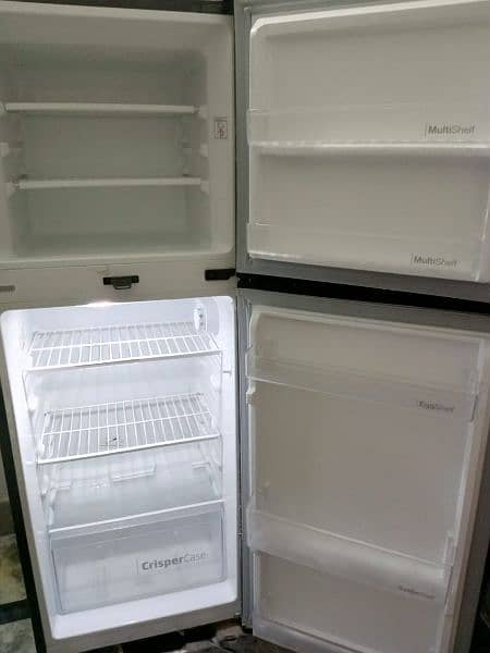 neat and clean fridge 12