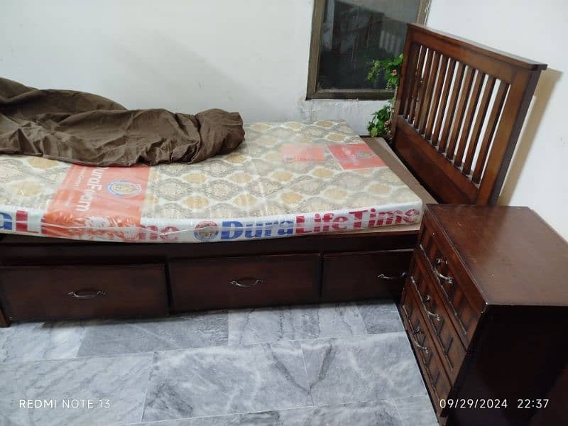 Two Single Bed 2