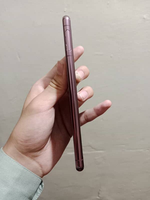 Sony Xperia 5 mark 2 10/10 condition 3