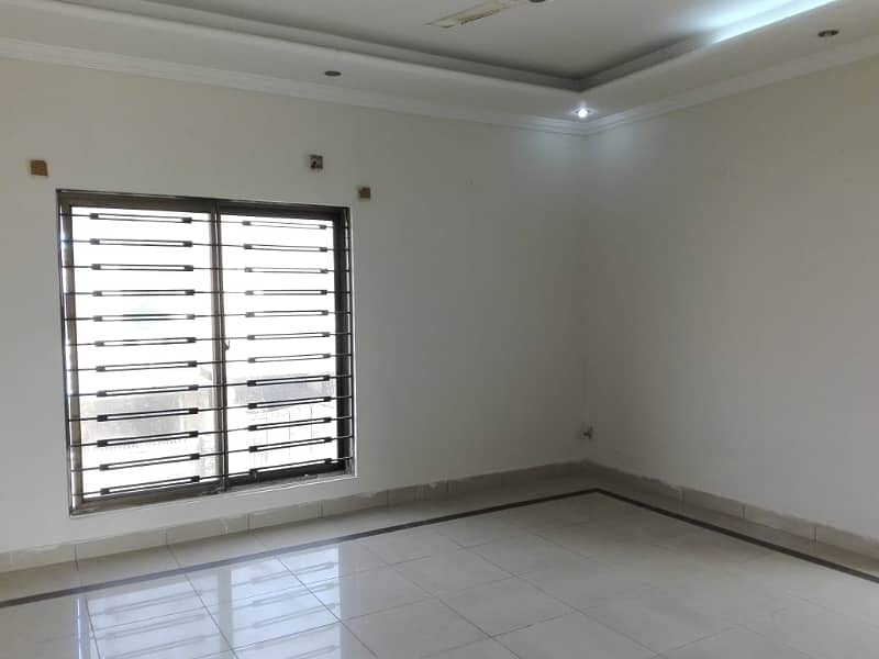 3200 Square Feet Lower Portion For rent In D-12 4