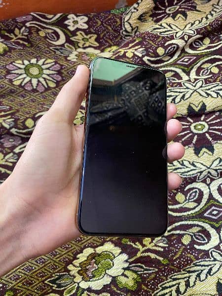 IPHONE XS Non PTA 1