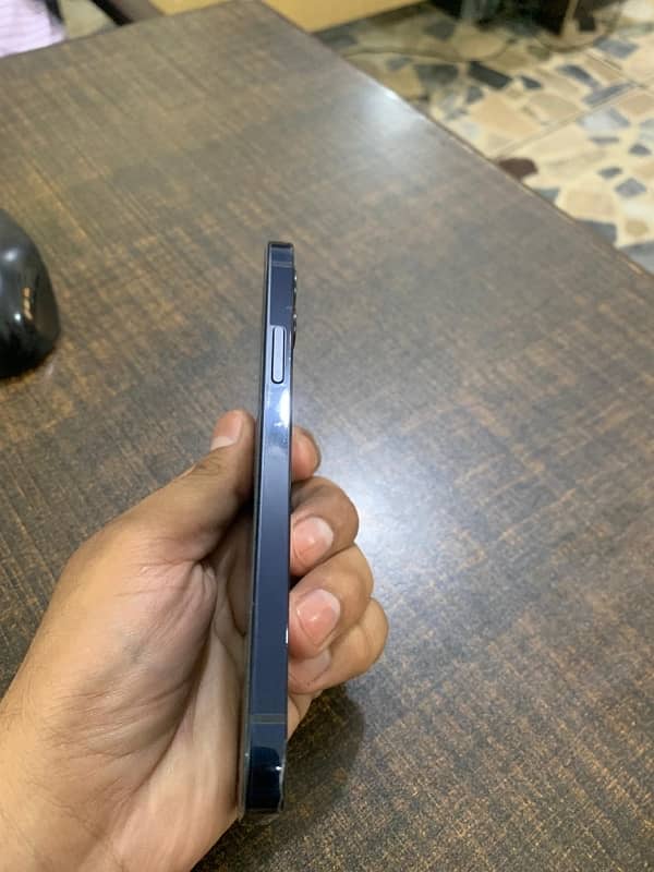 Apple Iphone 12, 128 gb Black 2