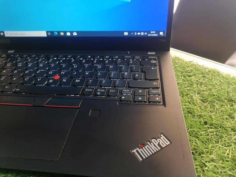 Lenovo x390 i7 8th gen with 16 GB RAM 3