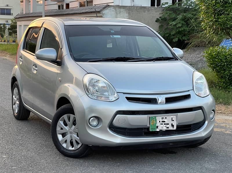 Toyota Passo 2015 0