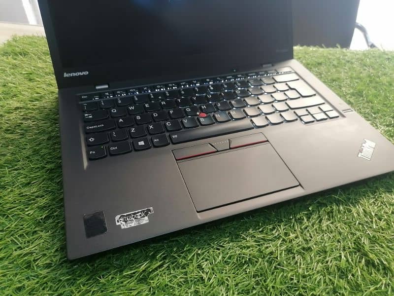 Lenovo X1 Carbon i5 5th gen 1080p HD display 1