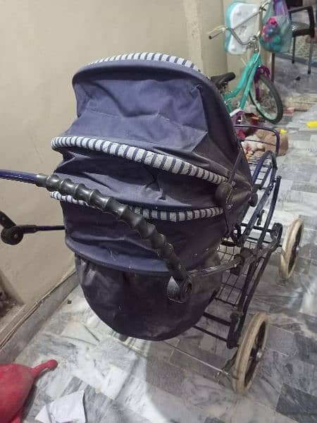 baby pram + trolly 1