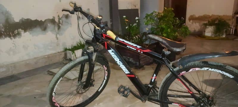 Used Mountain Bicycle with original Shimano gears 3